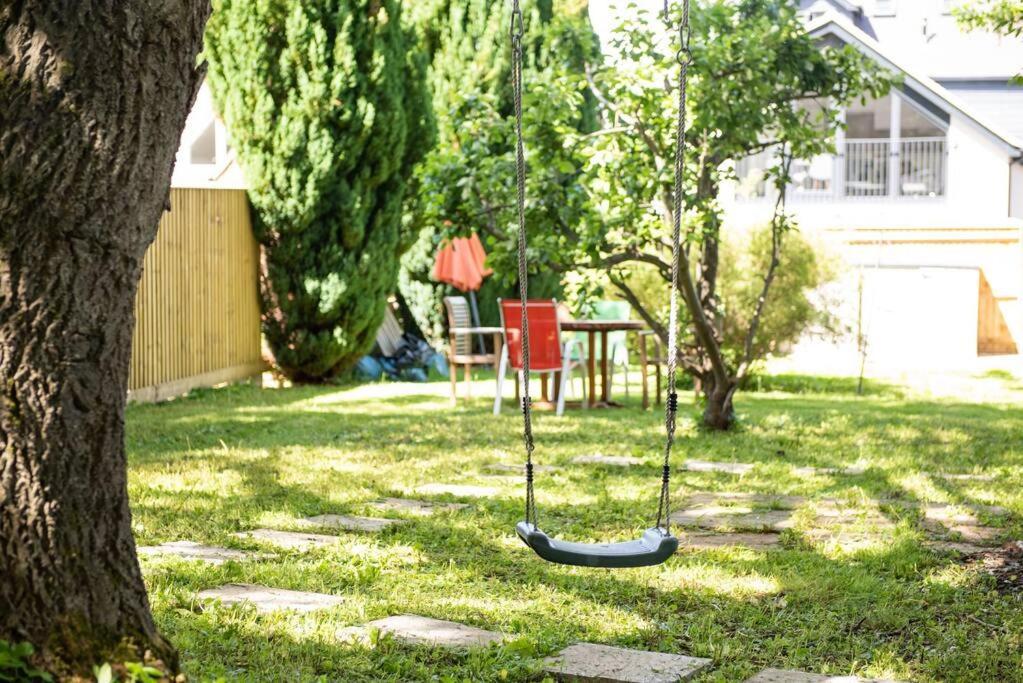 Walnut Flats-F2, 3-Bedroom With Garden & Patio - Ac, Parking, Netflix, Wifi - Close To Oxford, Bicester & Blenheim Palace 外观 照片
